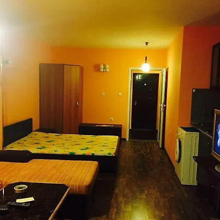 Studio Centre Holiday * ブルガス